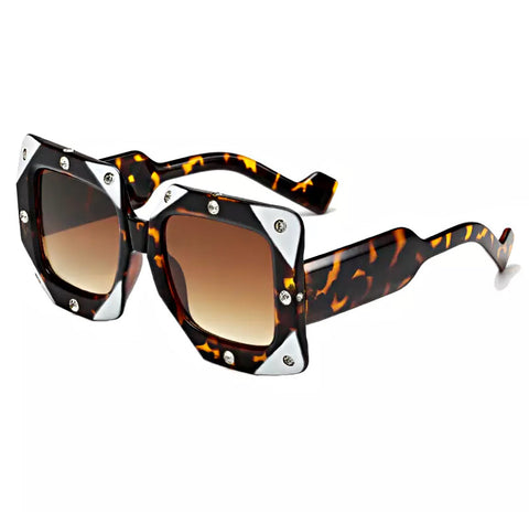 Go Big Or Go Home Sunglasses | Tortoise